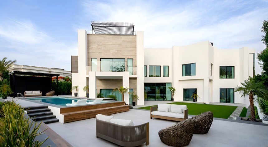 Emirates Hills Villasby Emaar Properties