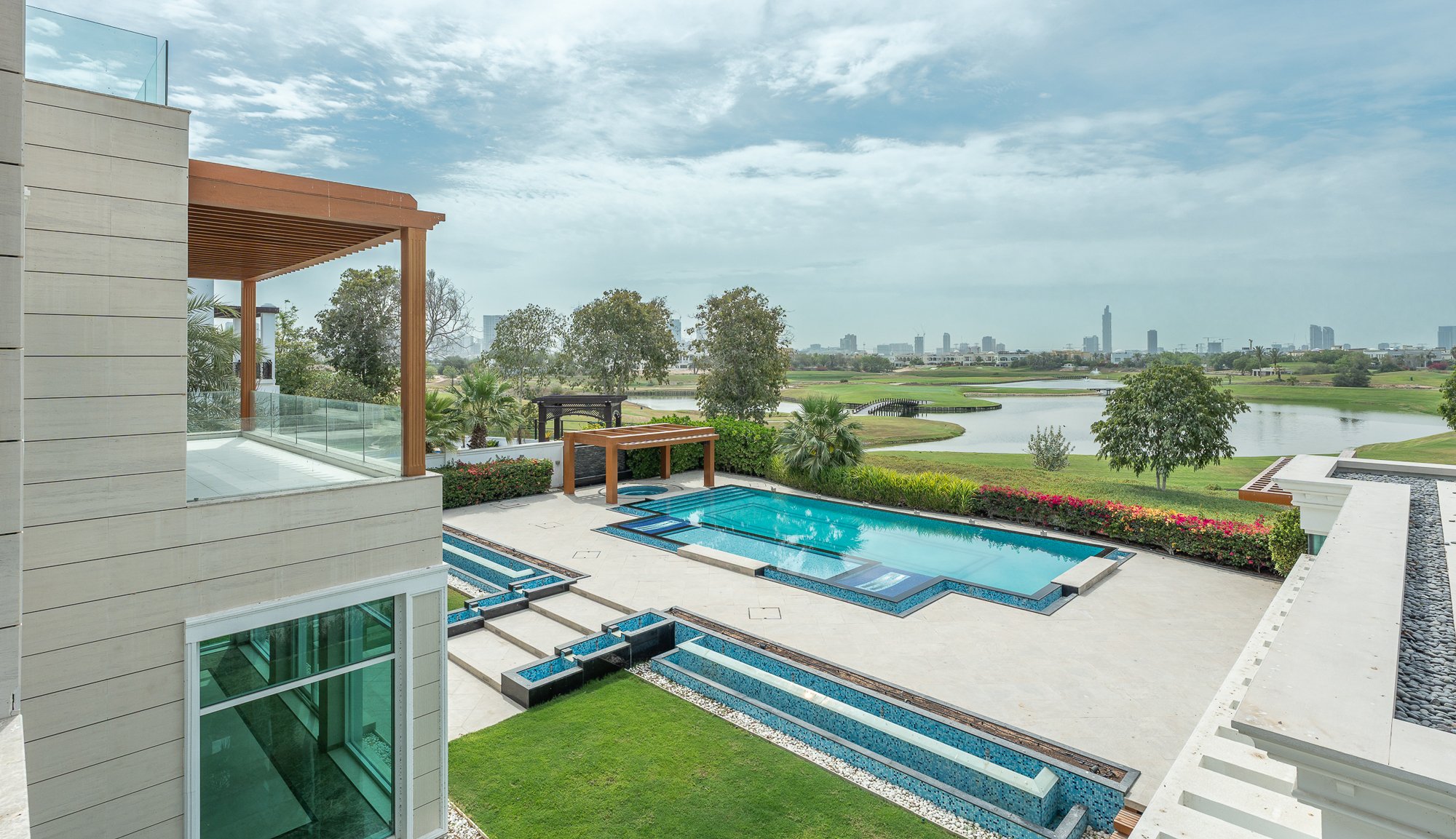 Signature Villas
